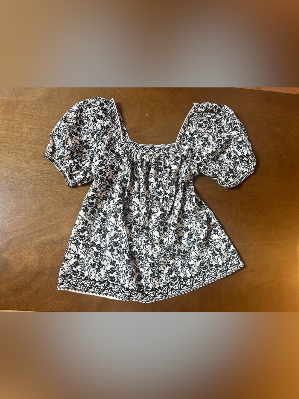Max Studio Black and White Floral Off-Shoulder Tunic
